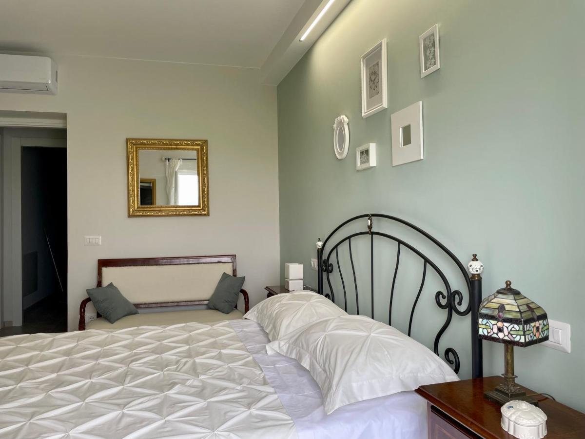 Otium Rooms / Camere E Appartamenti Morrovalle Ngoại thất bức ảnh