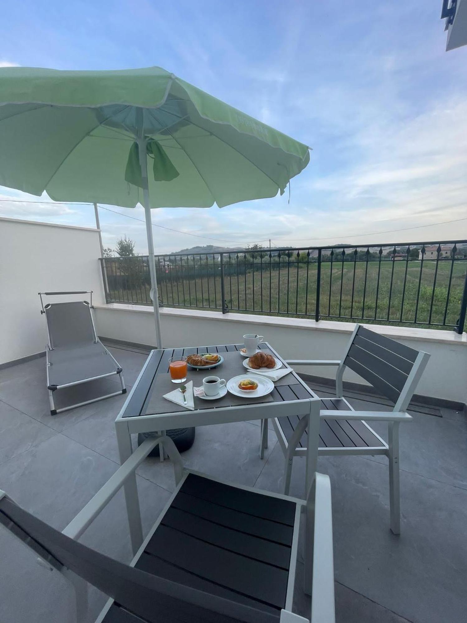 Otium Rooms / Camere E Appartamenti Morrovalle Ngoại thất bức ảnh