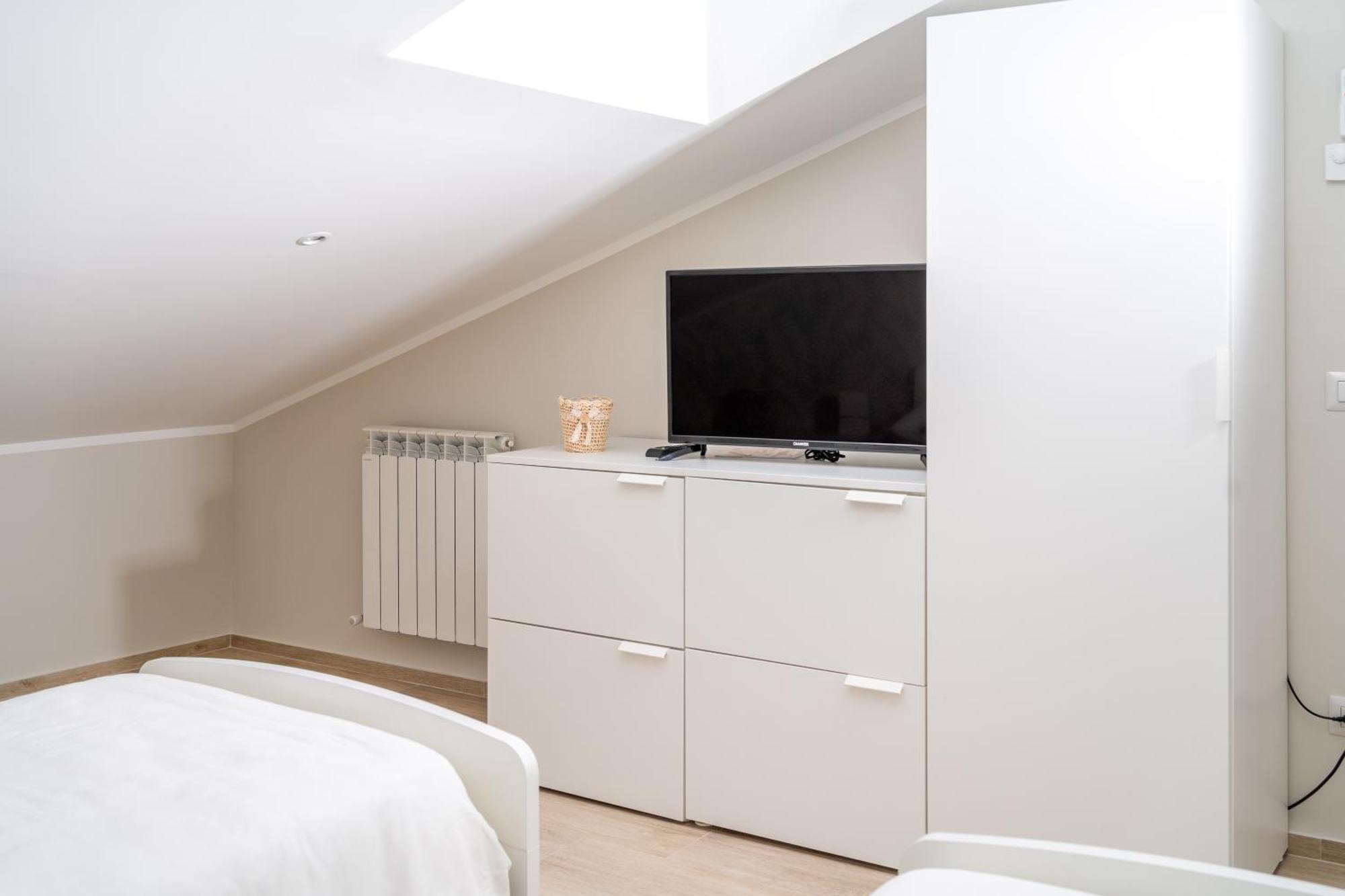 Otium Rooms / Camere E Appartamenti Morrovalle Ngoại thất bức ảnh